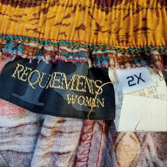 Vintage Patterned Midi Skirt - Picture 4 of 4